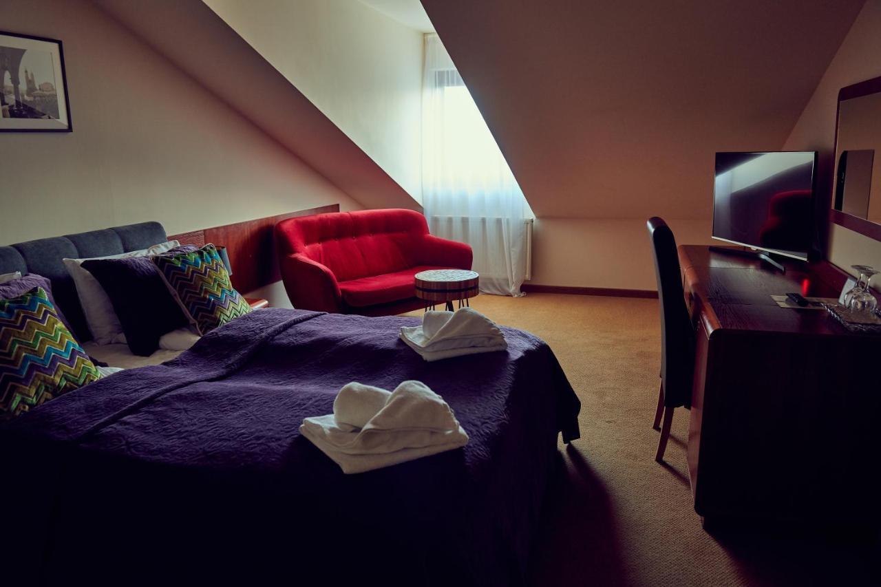 Zajazd Srebrna Gora Cracovie Extérieur photo